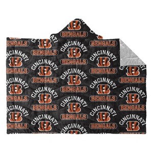 NFL Outdoor Wearable 54"x72" Blanket - 1 of 2