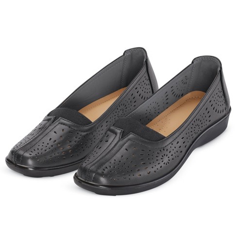 Collections Etc Stylish Slip On Comfort Shoes with Padded Insoles 6 Black Female