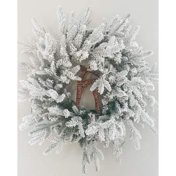 King of Christmas 24" Artificial Flocked Christmas Wreath, Queen Flock Xmas Wreaths for Front Door