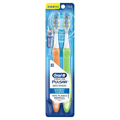 Oral-B Pulsar Expert Clean Battery Powered Toothbrush Medium - 2ct