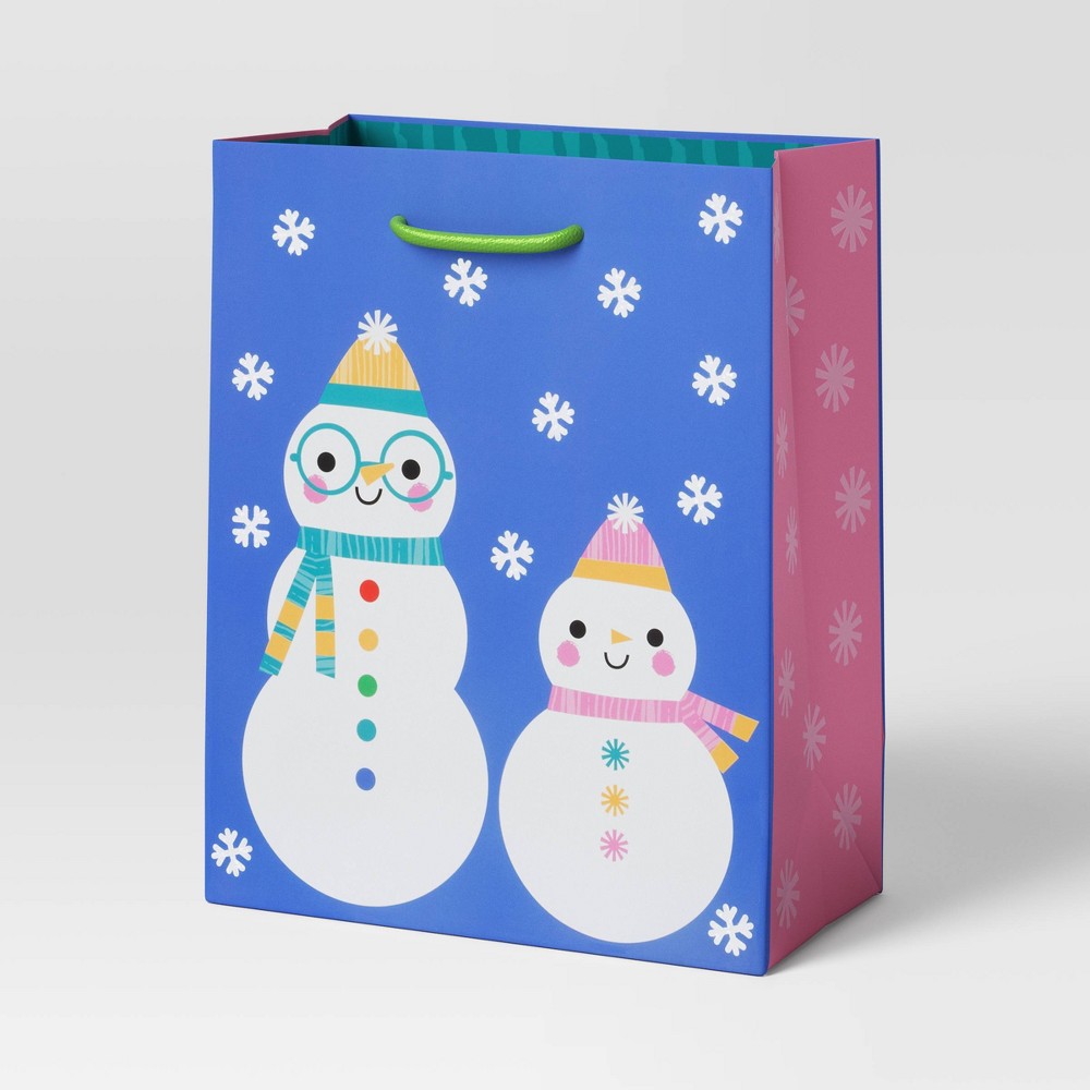 (case of 12 bags) Cub Snowmen Christmas Gift Bag Blue - Wondershop™