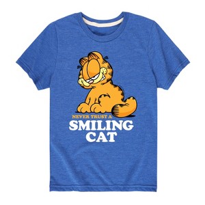 Boys' - Garfield - Never Trust Smiling Cat Short Sleeve Graphic T-Shirt - 1 of 4