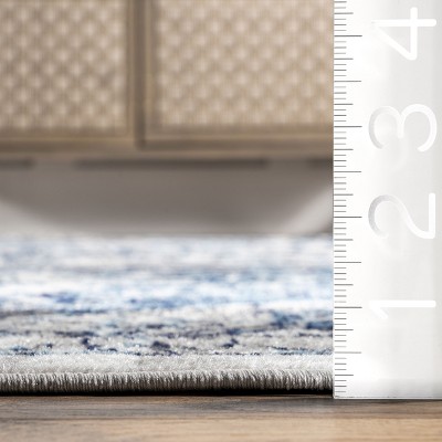 Maryanne Blue Medallion Reversible Synthetic Area Rug 5' x 8'