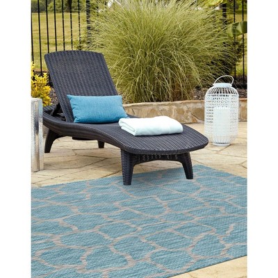 Light Aqua Rectangular Stain-Resistant Outdoor Rug 4' x 6'