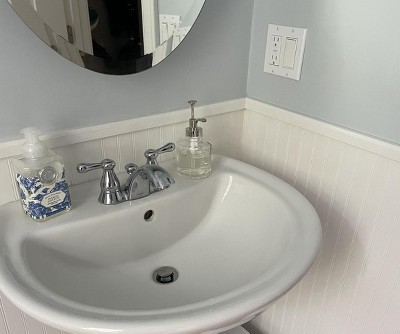 Guest review image 2 of 2, zoom in