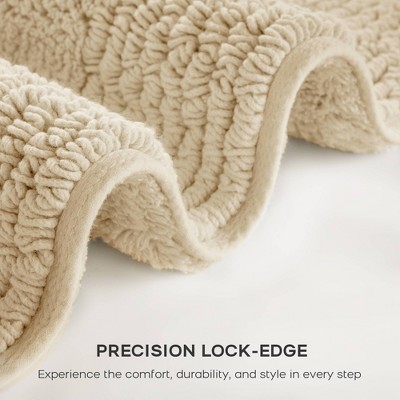 Splendor Natural Cotton Tufted Reversible Bath Rug