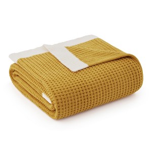 Amelie Home Reversible Chenille Knit Throw Blanket – Soft, Lightweight & Cozy - 1 of 4