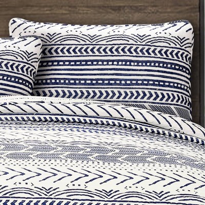 Navy and White Full/Queen Cotton Reversible Quilt Set