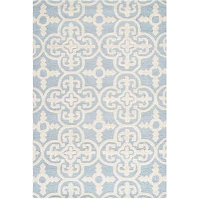 Hand-tufted Light Blue & Ivory Wool Round Rug
