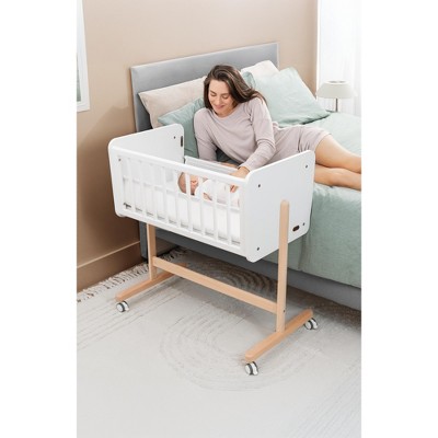Wooden Bedside Bassinet Sleeper By Comfy Cubs