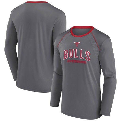 Chicago Bulls Men's Nike NBA Long-Sleeve T-Shirt.