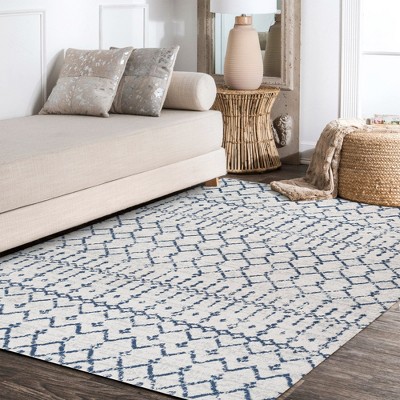 Ivory and Navy Diamond Pattern 8' x 10' Area Rug