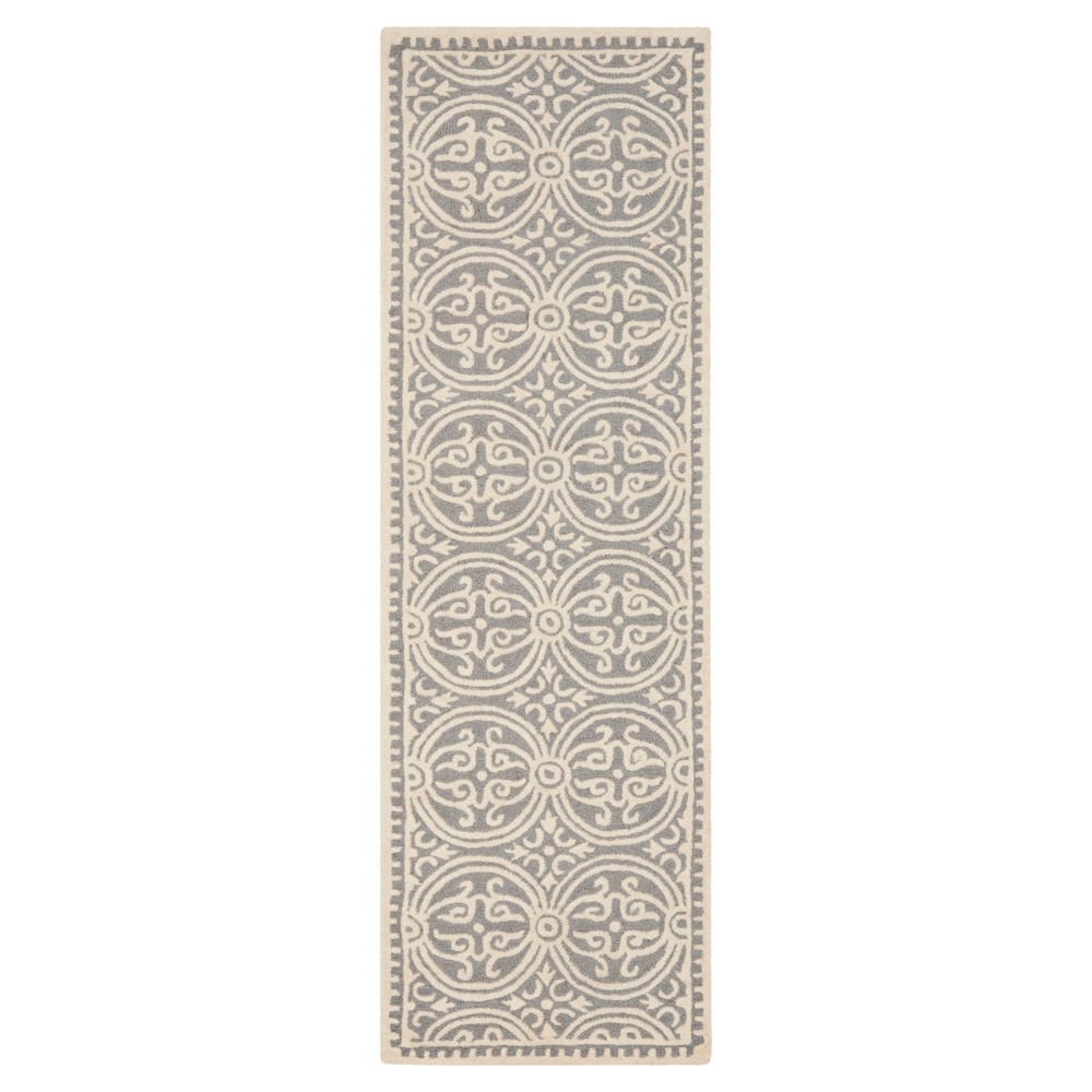 2'6inx6' Marlton Medallion Area Rug Silver/Ivory - Safavieh