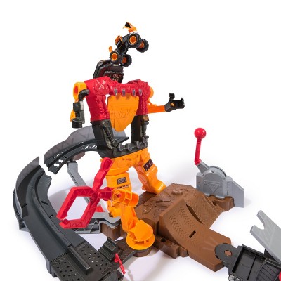 Monster Jam Smash and Bash Toy Vehicle Playset