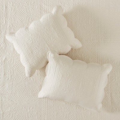 Beige King Microfiber Reversible Quilt Set with Scalloped Edges
