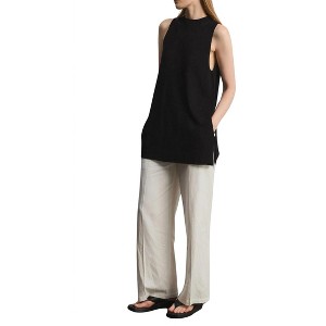 Women's Knit Vest with Slits - MOD REF - 1 of 4