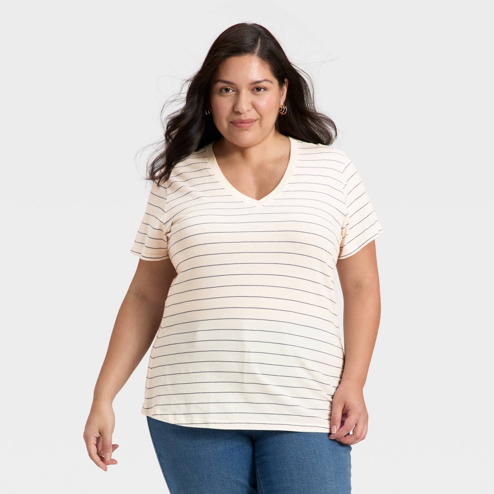 Women's Short Sleeve V-Neck T-Shirt - Universal Thread™ Cream Striped XXL
