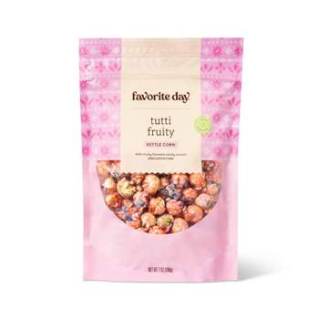 Spring Pink Strawberry Kettle Corn with Candy - 7oz - Favorite Day™