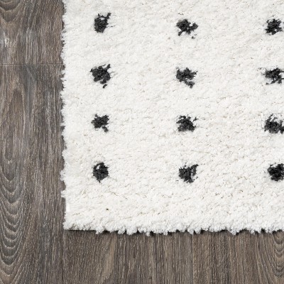 Mid-Century Reversible Geometric Shag Rug 3' x 5' - Black and Ivory