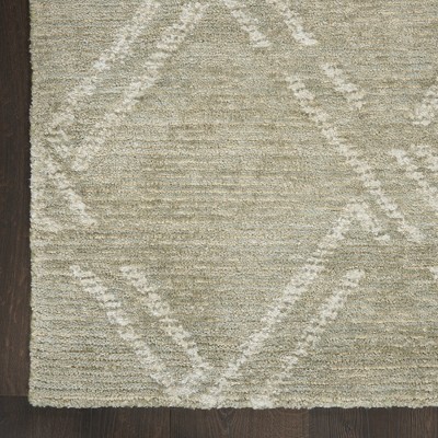Venosa Geometric Diamond 8' x 10' Green Ivory Hand-Tufted Area Rug