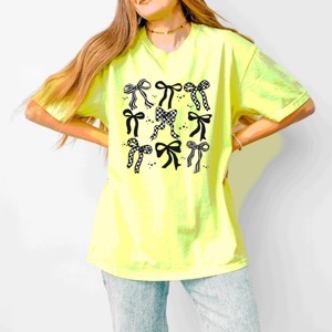 Simply Sage Market Checkered Bows Stacked Garment Dyed Tee - 1 of 4