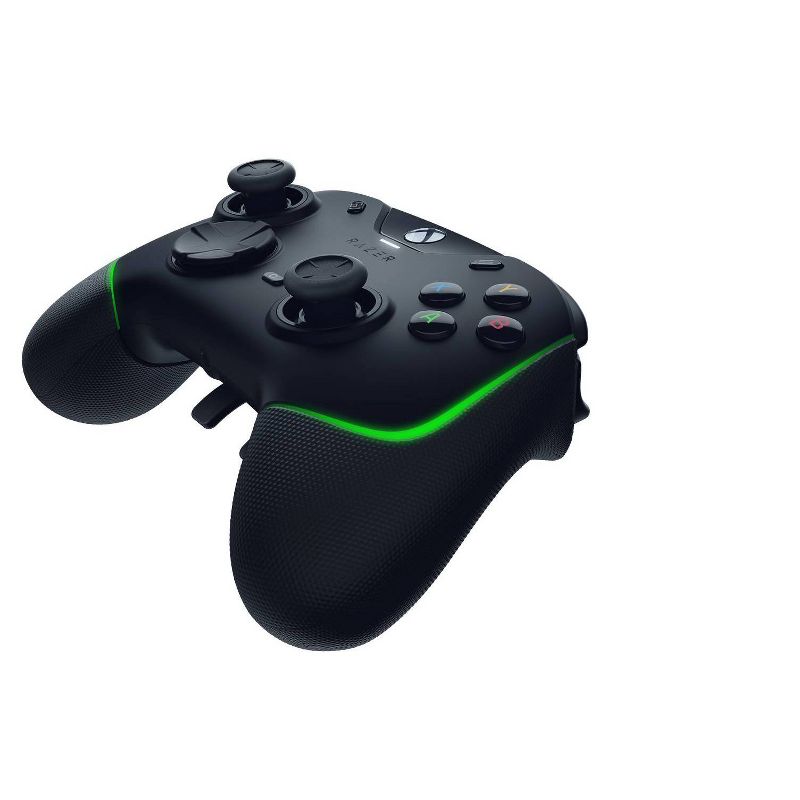 Razer Wolverine V2 Chroma Wired Controller For Xbox Series X|S/Xbox One, 4 of 12