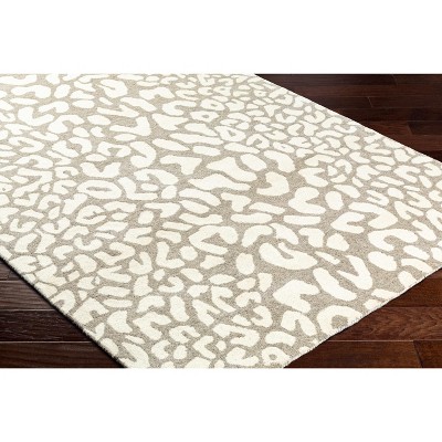 Azuka Gray and Beige Wool Leopard Print 5' x 8' Rug