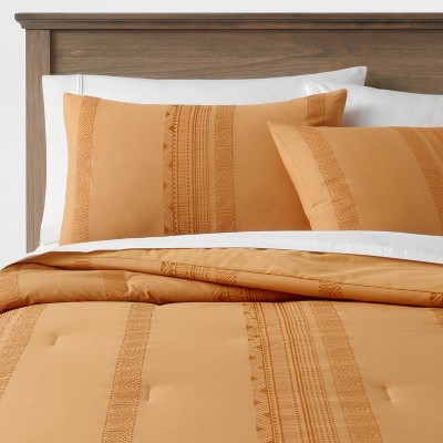 Full/Queen Cotton Jacquard Pattern Comforter & Sham Set Dark Gold - Threshold™
