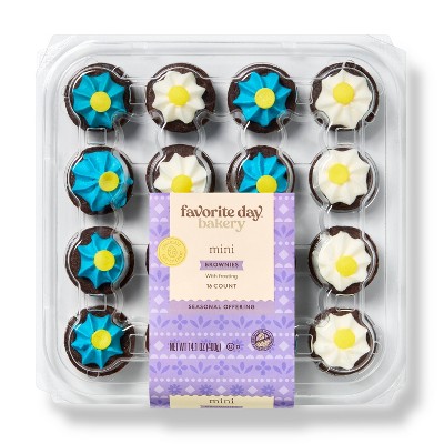 Spring Daisy Easter Mini Brownie With Frosting Platter - 14oz/16ct - Favorite Day™