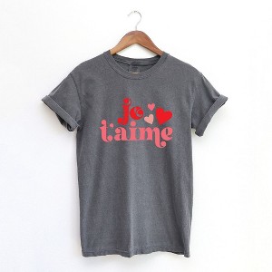 Simply Sage Market Women's Je T'aime Short Sleeve Garment Dyed Tee - 1 of 4