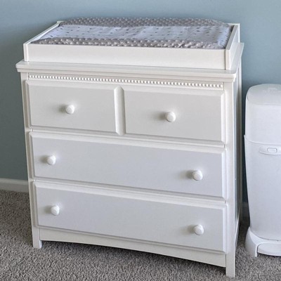 Delta children emerson 3 drawer outlet dresser with changing top