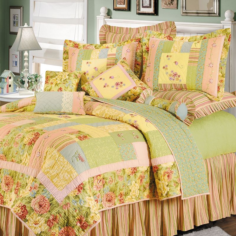 C&F Home Garden Melody King Quilt, 1 of 4