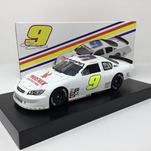 Chase Elliott 2020 Phoenix Construction Snowball Derby 1:24 Diecast - 1 of 4