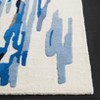 Rodeo Drive RD858 Hand Tufted Area Rug  - Safavieh - 3 of 4