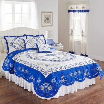 BrylaneHome Ava Oversized Embroidered Cotton Quilt