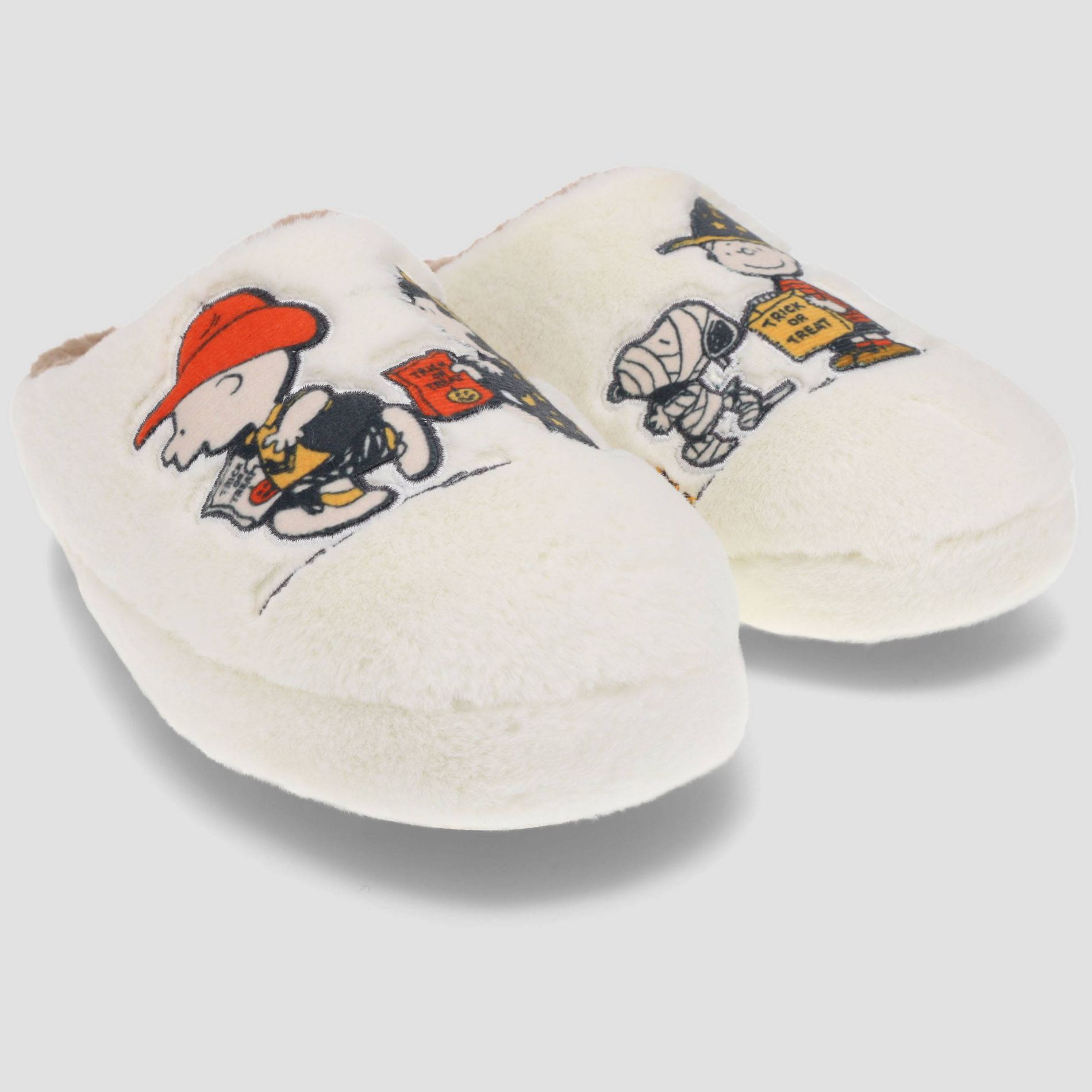 Women's Peanuts Trick or Treat Scuff Slippers - Ivory