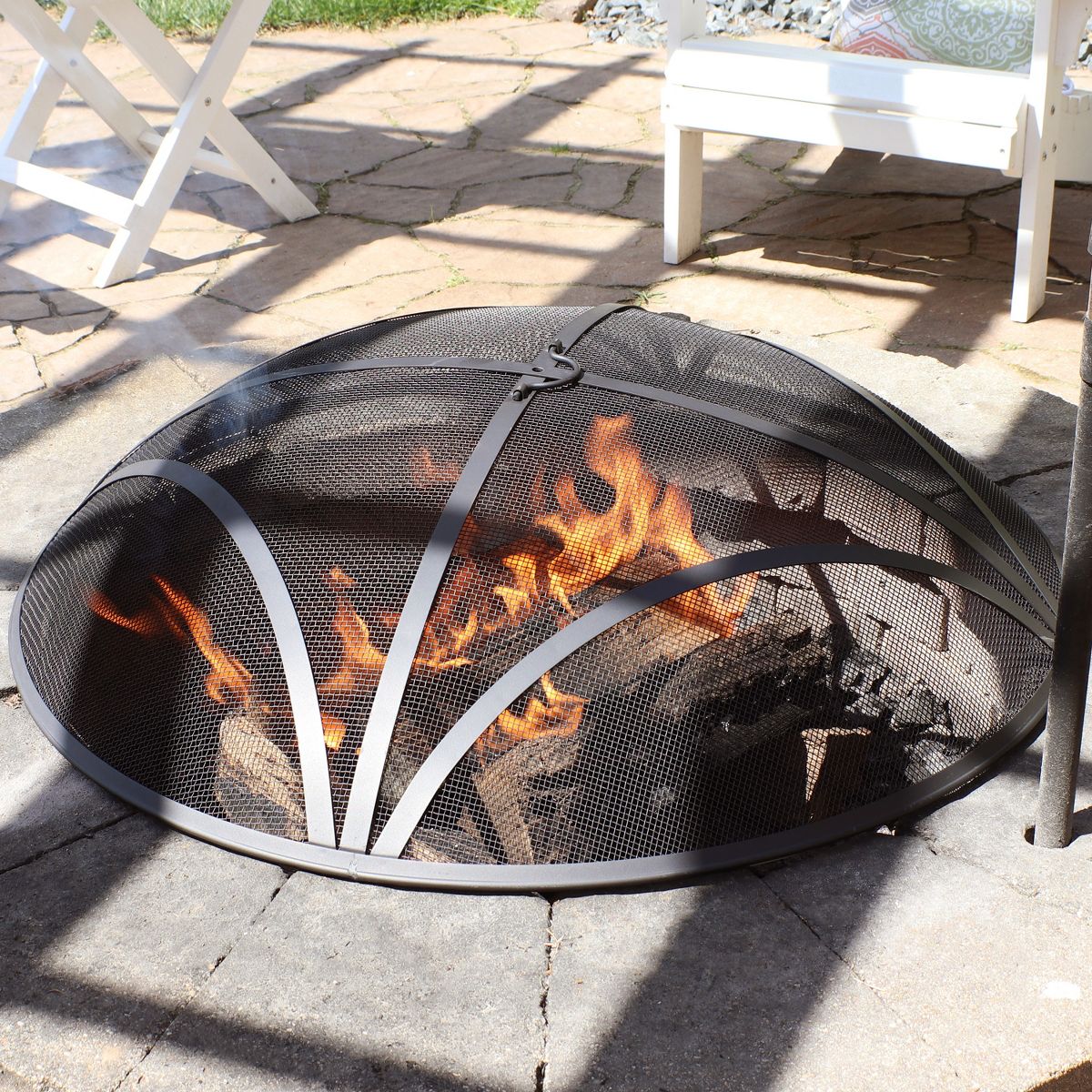 Sunnydaze Outdoor Heavy-Duty Reinforced Steel Round Fire Pit Spark Screen with Ring Handle - Black - thumbnail 9