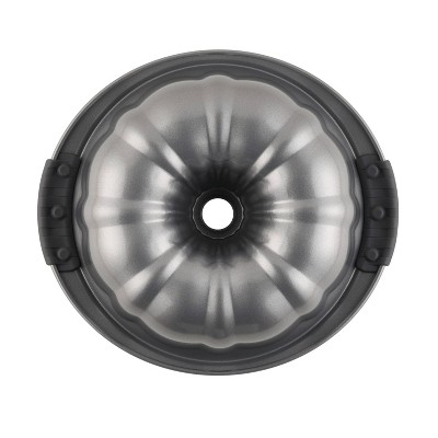 Gray Nonstick Fluted Mold Pan with Silicone Grips, 9.5 Inch