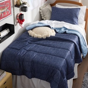 Bedsure Reversible Bed Set – All-Season Comfort, Dual-Sided Design - 1 of 4