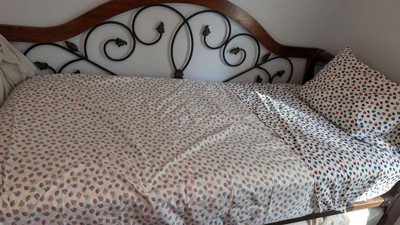 Guest review image 1 of 3, zoom in