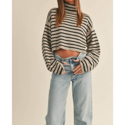 Women's STRIPED TURTLENECK CROP SWEATER - MIOU MUSE
