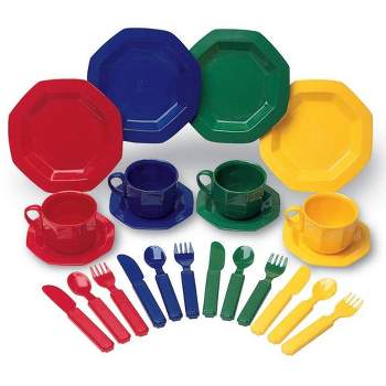 Green Toys Cookware and Dinnerware Set - 27 count