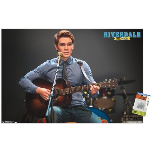  Trends International Riverdale - Betty Wall Poster, 22.375 x  34, Unframed Version: Posters & Prints