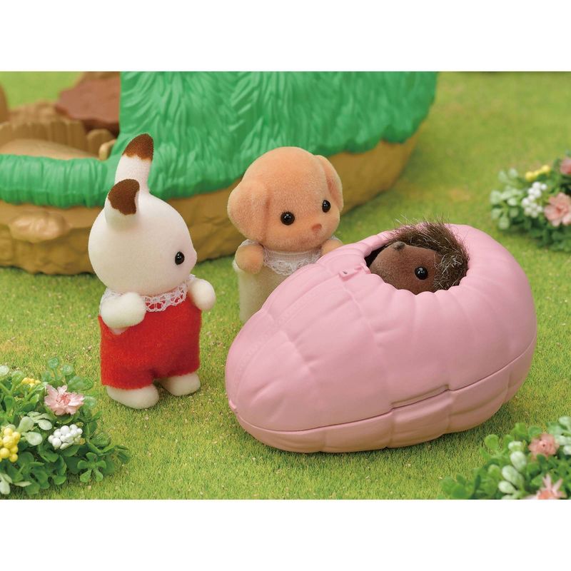 Calico Critters Baby Hedgehog Hideout, 5 of 9