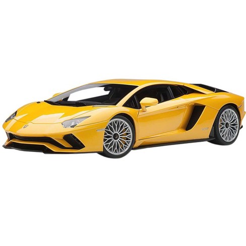 1:18 Lamborghini Aventador S - 2017 - Jaune nacré