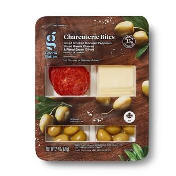 Pepperoni, Sliced Gouda Cheese and Green Olives - 2.7oz - Good & Gather™