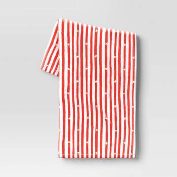 Star Striped Printed Plush Throw Blanket Red/White - Sun Squad™