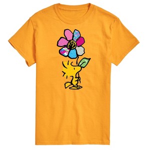Men's - Peanuts - Woodstock With Flower And Pattern Short Sleeve Graphic T-Shirt - 1 of 4