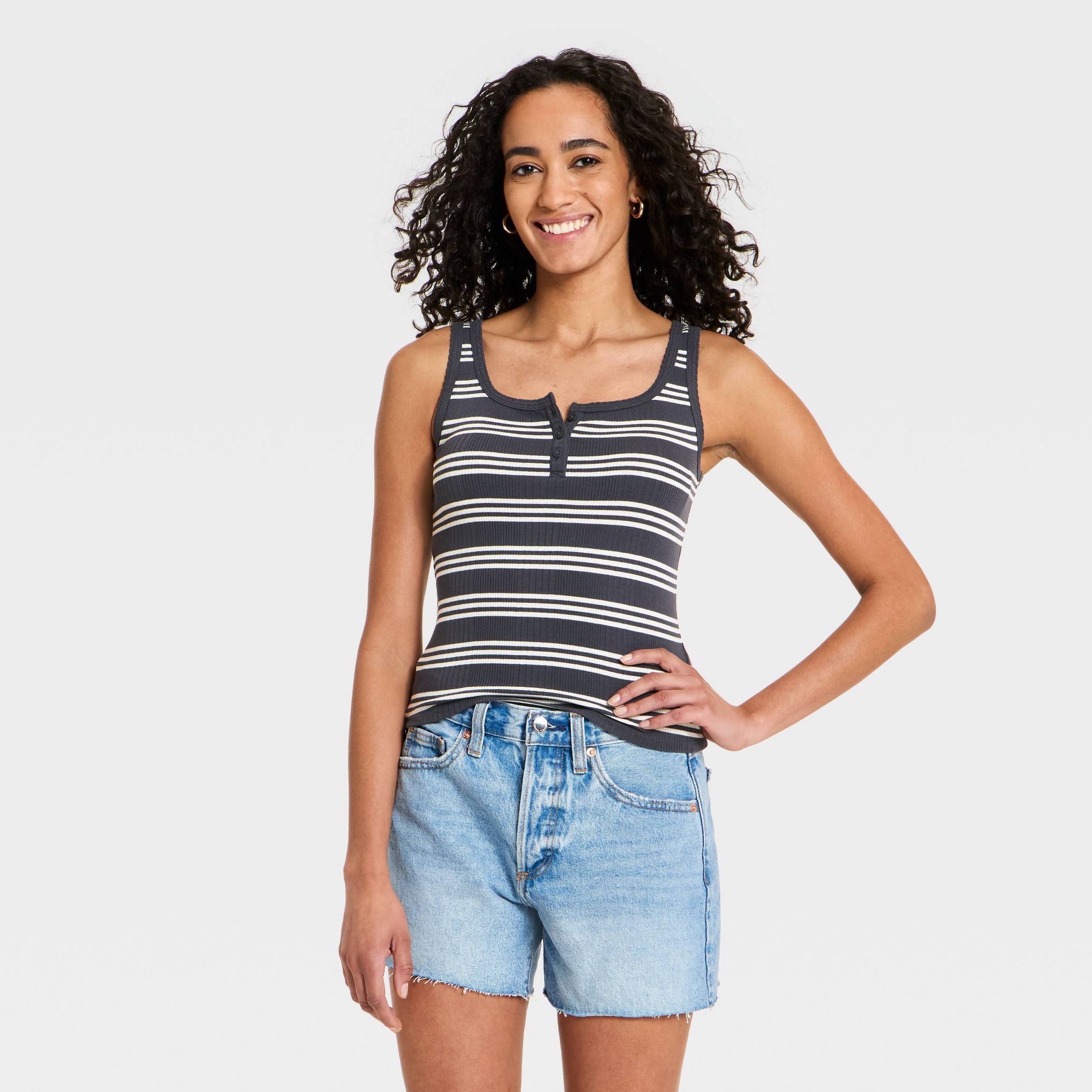 Women's Fitted Tank Top - Universal Thread™