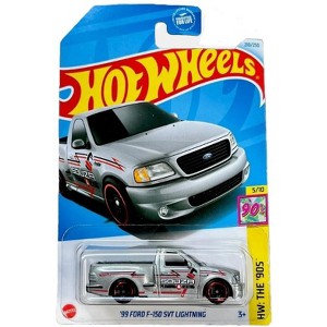 Hot Wheels 1999 Ford F150 SVT Lightning HW The 90s 2024 - 1 of 3